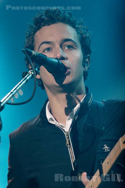 EDITORS - 2006-08-26 - SAINT CLOUD - Domaine National - Scene de la Cascade - Thomas Michael Henry Smith